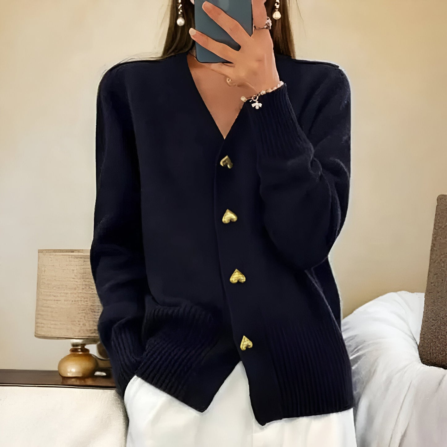 Ciara™ | Elegante cardigan met hartvormige knopen