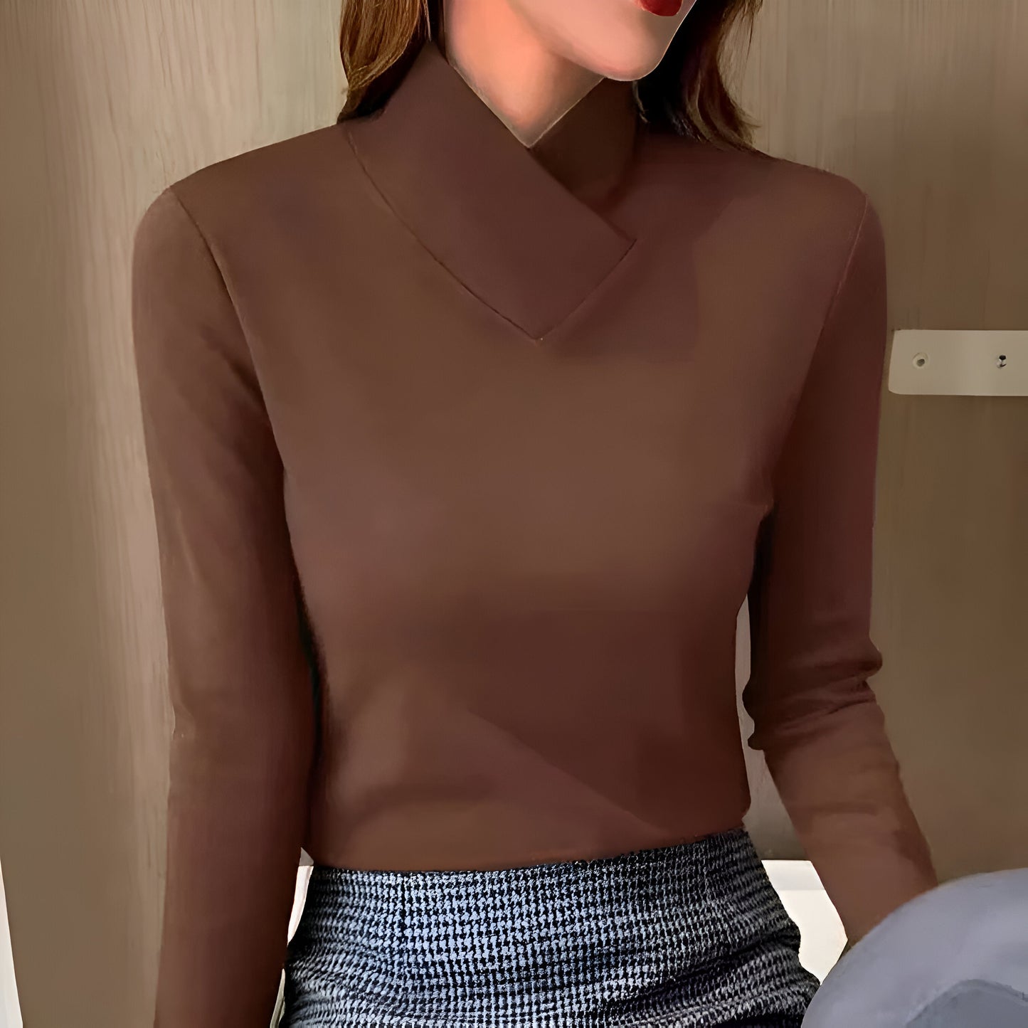 Livia™ | High Neck Top