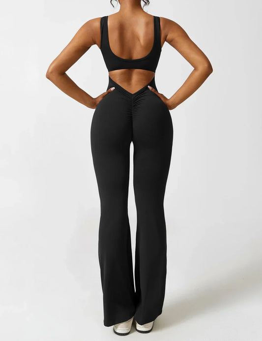 NOVERA™ | Trendy & Flatterende V-Back Jumpsuit