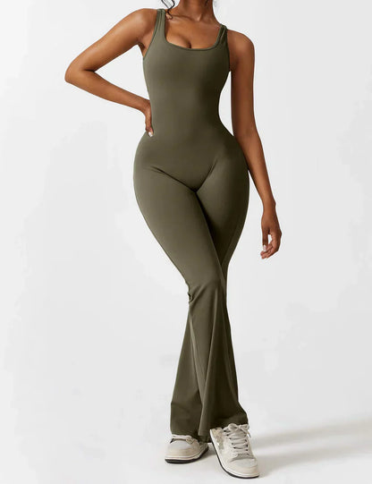 NOVERA™ | Trendy & Flatterende V-Back Jumpsuit