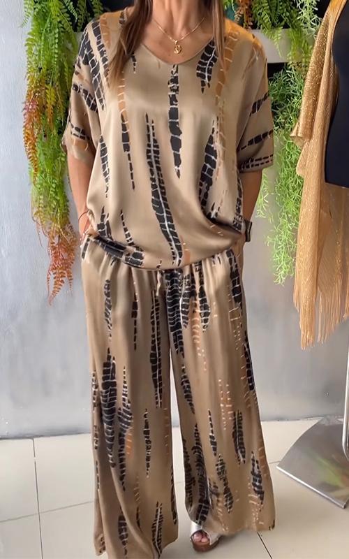 NOVERA™ | Casual tweedelig pak van satijn met ronde hals