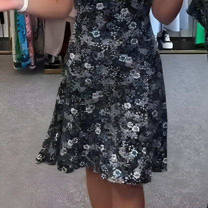 Ella™ | Luchtige Bloemenjurk met U-hals